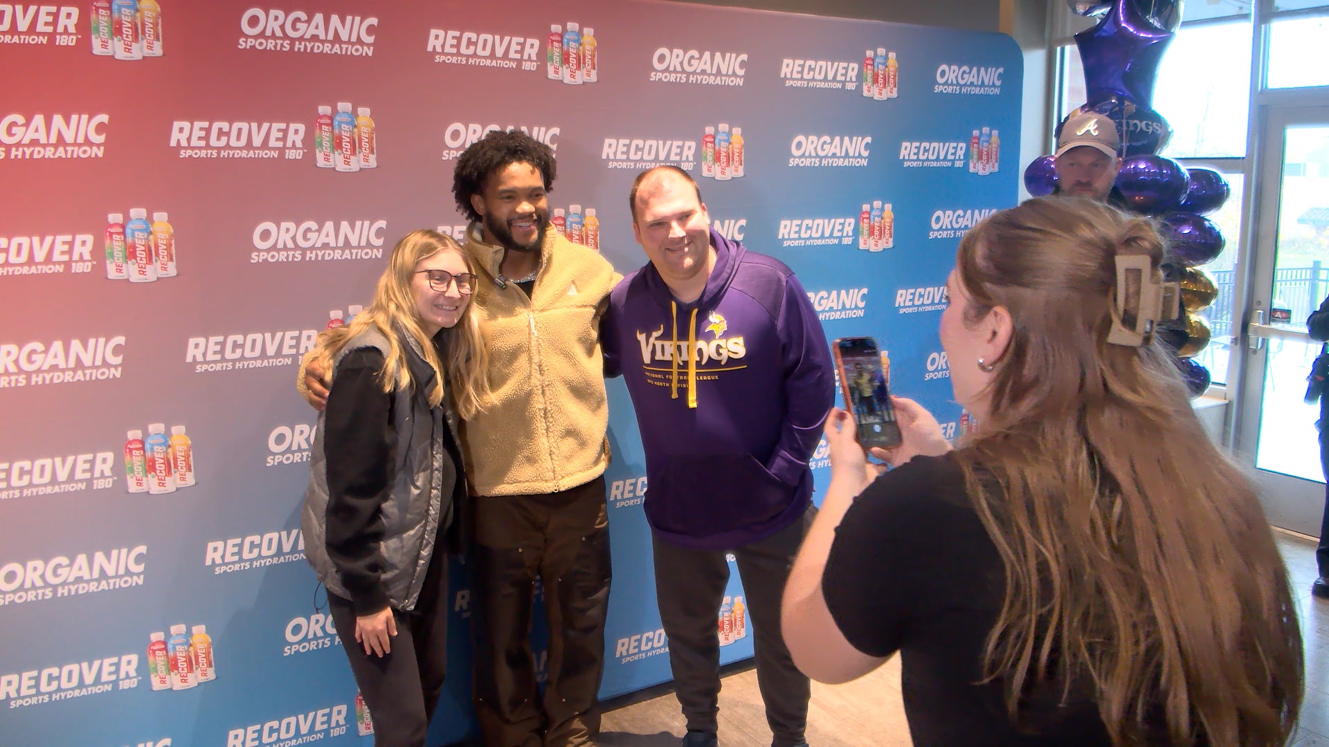 Kyler Murray thanks Vikings fans during New Hope appearance — Woodbury Schools news