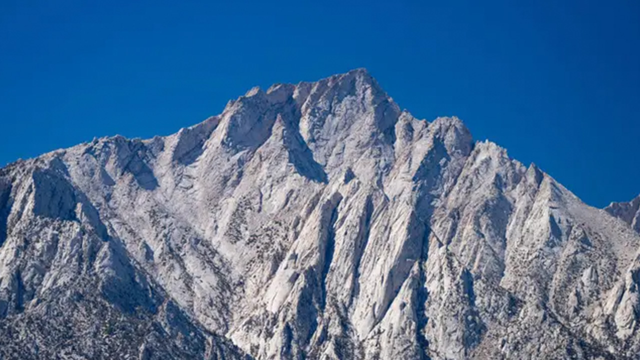 Body of missing hiker recovered from tallest mountain in Lower 48 after storms stall efforts — Woodbury Sports news